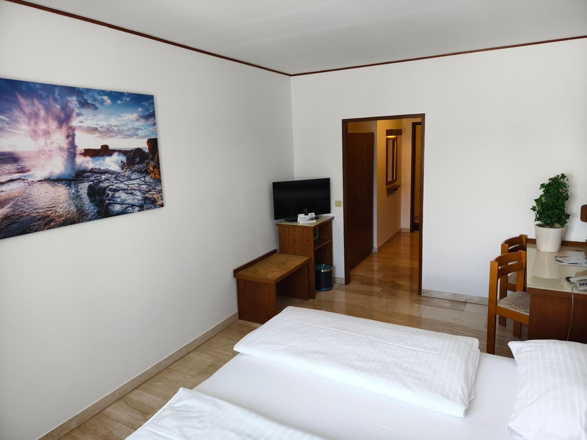 Anker Hotel 3*
