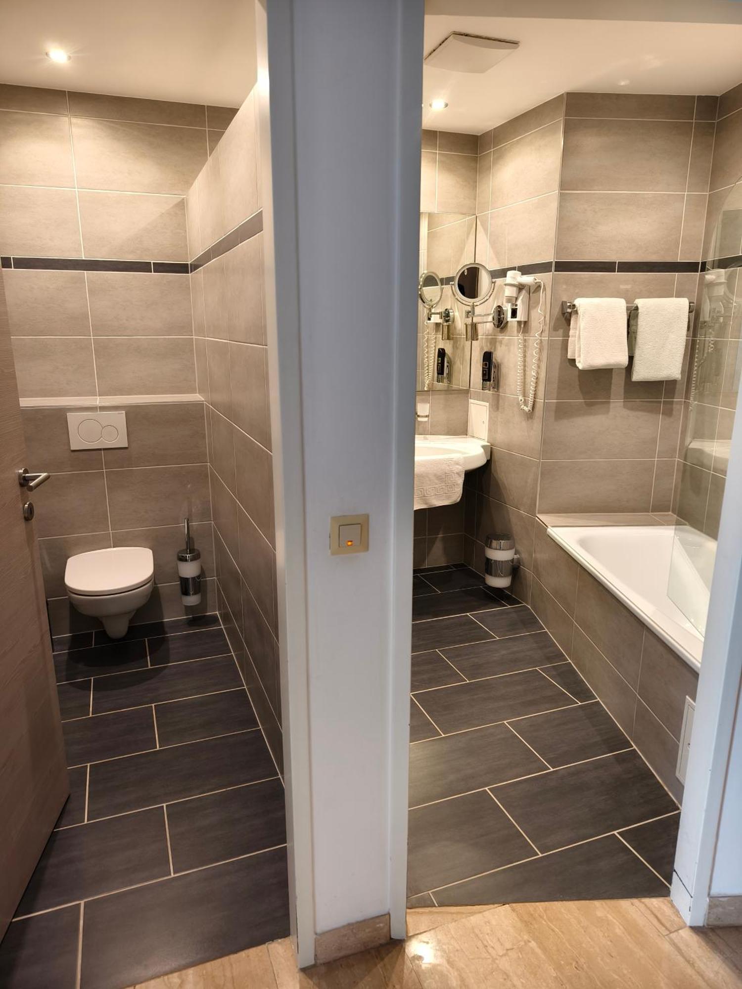 Hotel Anker 3*